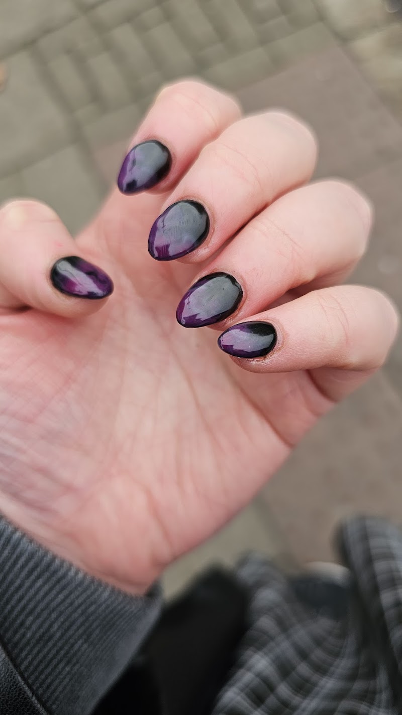 Fall Nails nail design by Naye & Co in London