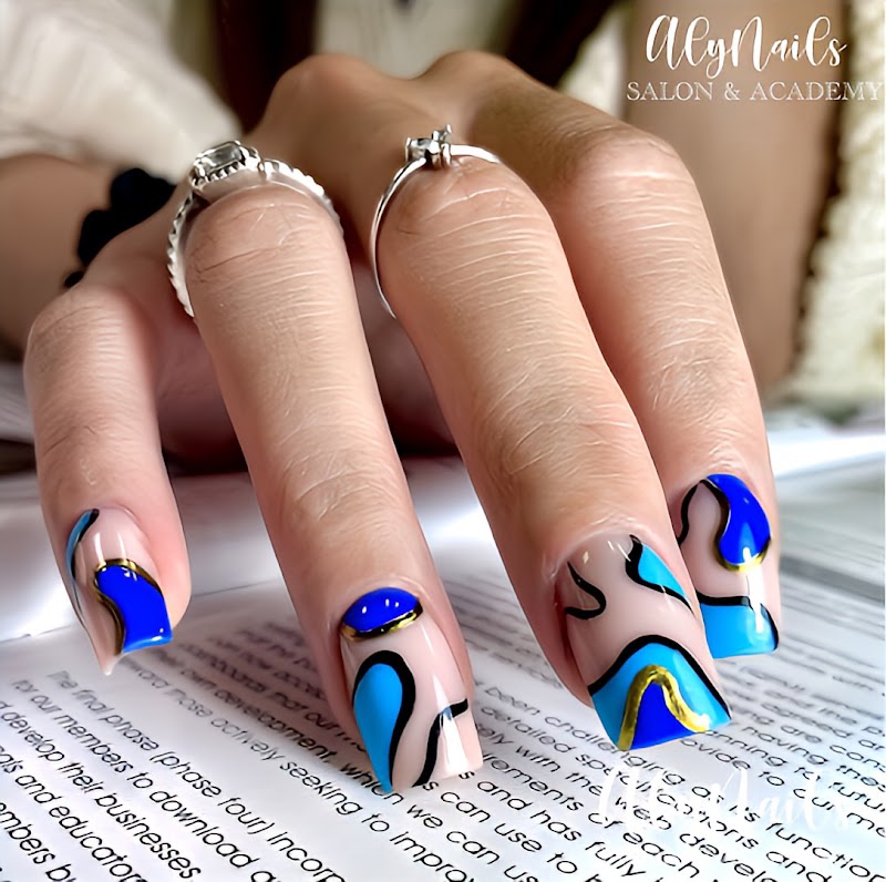 Glitter Nails nail design by AlyNails Salon & Academy