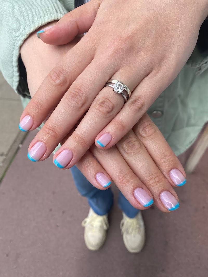 BIAB nail design by Tidy Tips in London