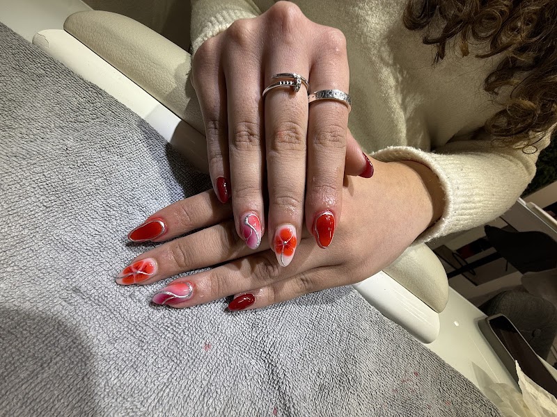 Boho Nails nail design by H’onu Nail Bar - Farringdon in London