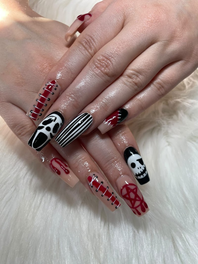 Halloween Nails nail design by Queen of NY Nails in New York