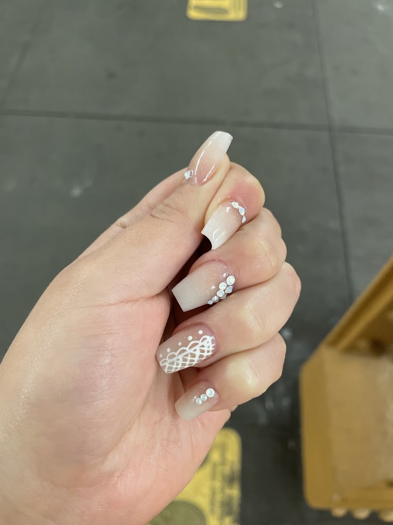 Halloween Nails nail design by Queen of NY Nails in New York