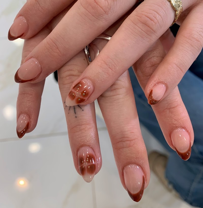 Christmas Nails nail design by DK Nails Spa In Roehampton in London