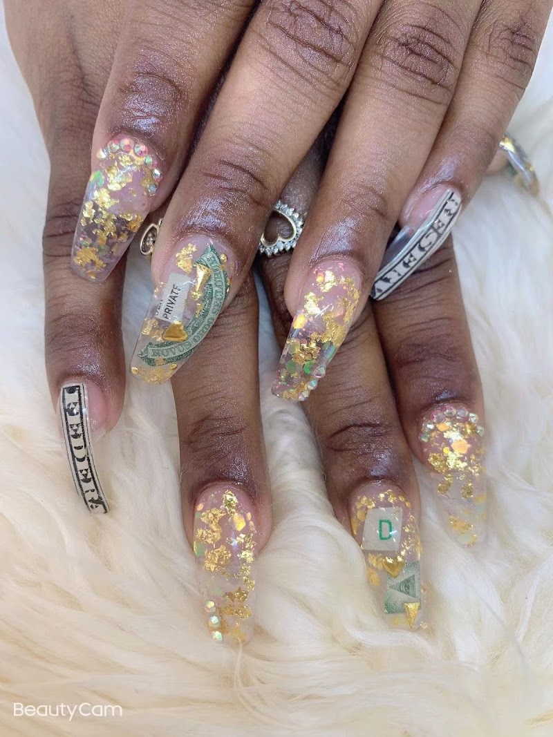 Nail Art at Seven Color Nails in New York