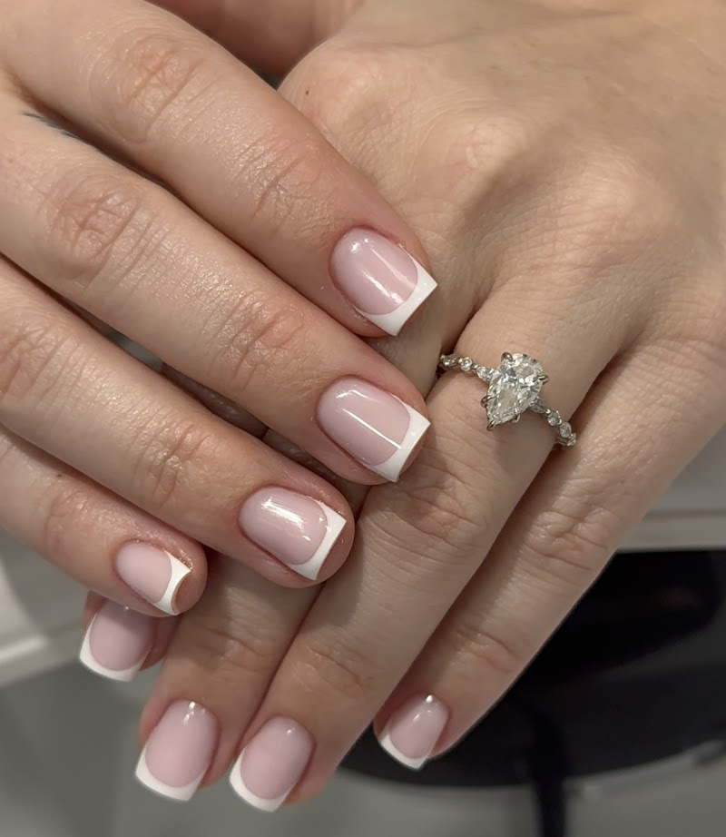 STnails Nail Studio — nail salon in Chicago