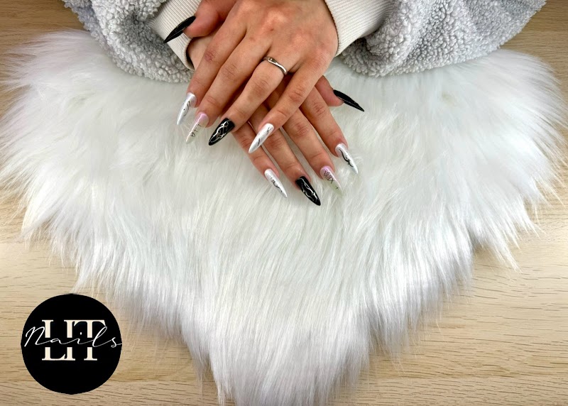 Gel-X nail design by LIT Nails in Los Angeles