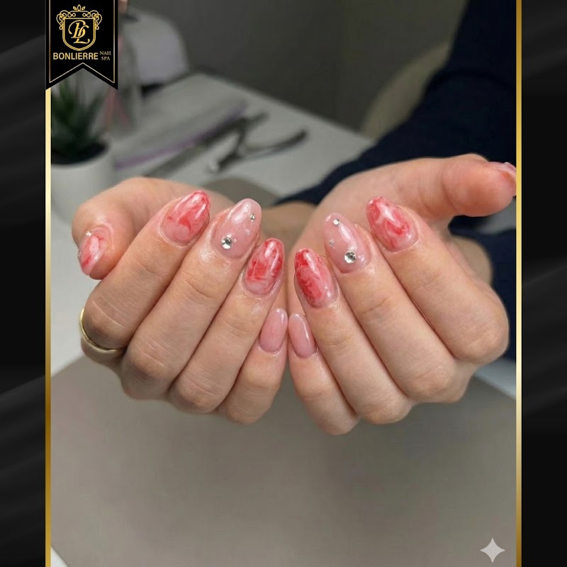 Glitter Nails nail design by BonLierre Nail Spa in Los Angeles