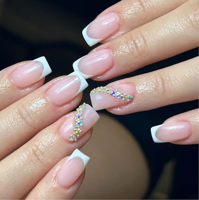 Winter Nails nail design by Nelly Nails Ny in New York