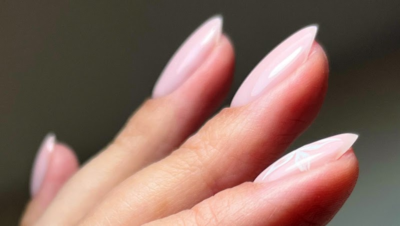 Pink Nails nail design by Rosie’s Nails