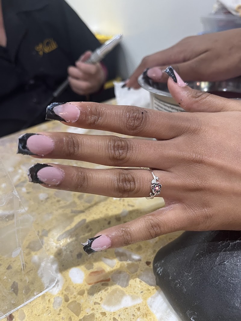 Nail Salon at Hp Nail SPA INC in New York