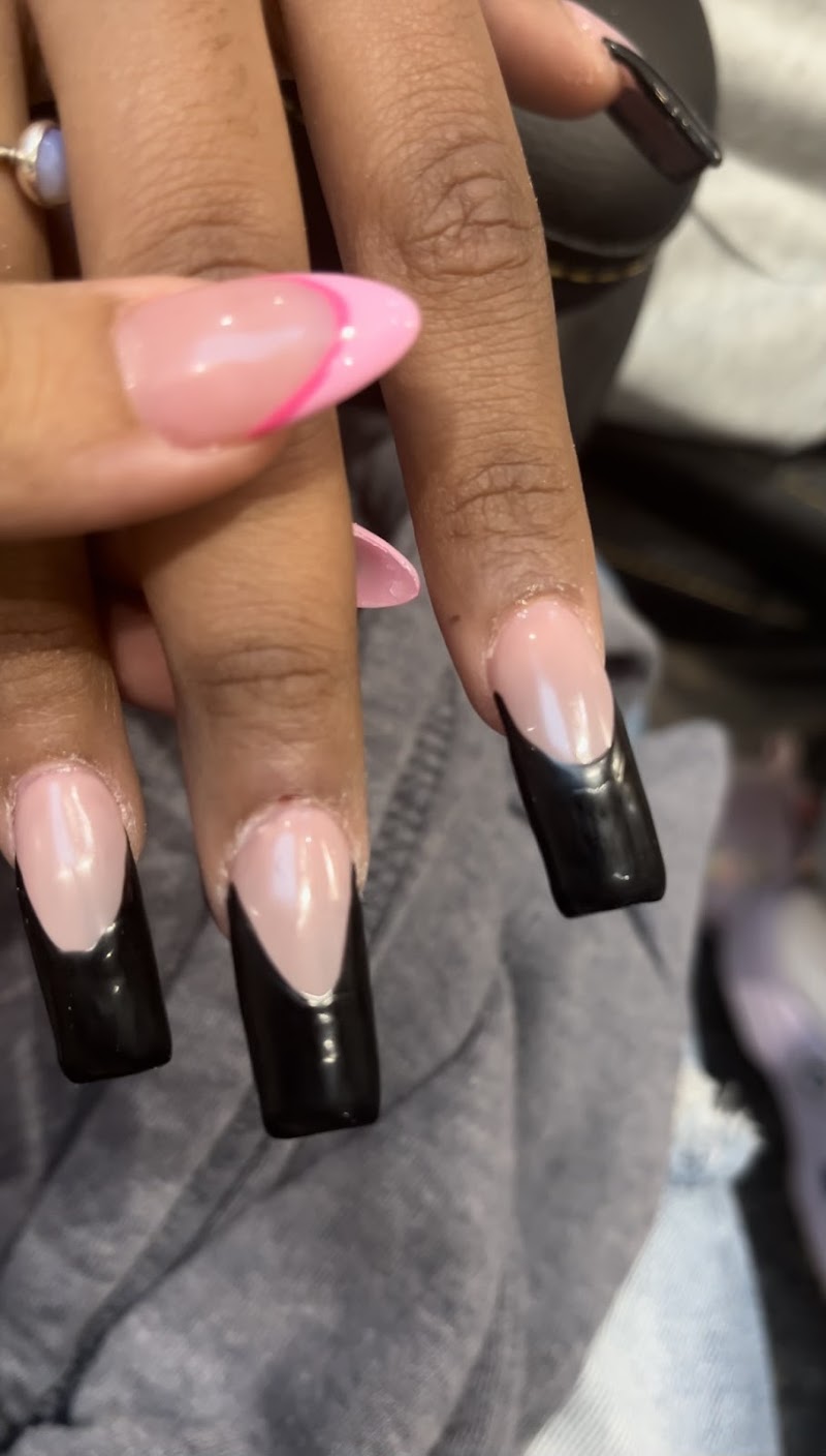 Nail Salon at Hp Nail SPA INC in New York