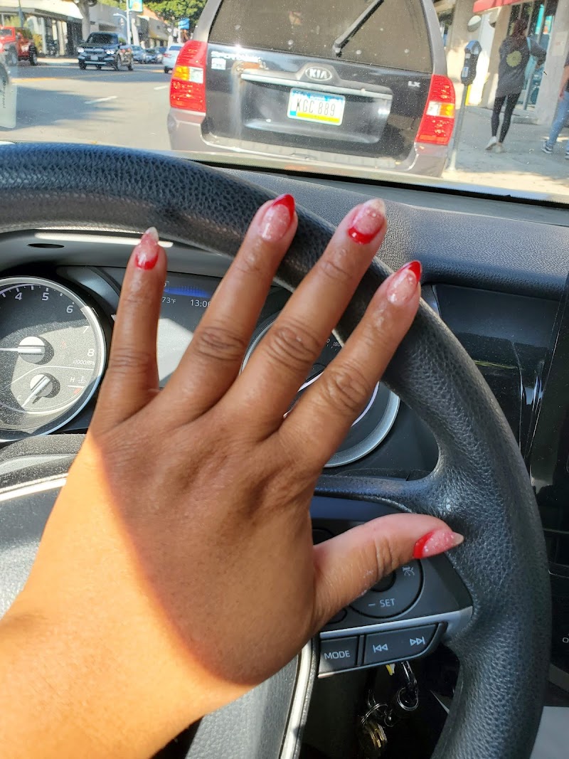 Summer Nails nail design by Robertson Nail Salon in Los Angeles