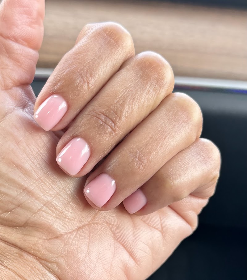 Coffin Nails nail design by Muse Beauty Doral in Miami