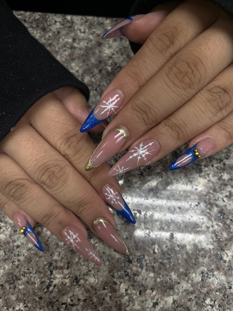 Christmas Nails nail design by Ginna's Nail and Spa in New York