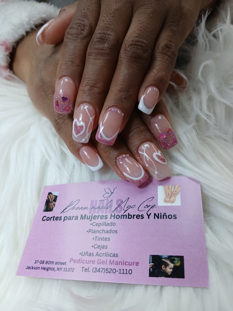 Glitter Nails nail design by Dream Nails Nyc Corp