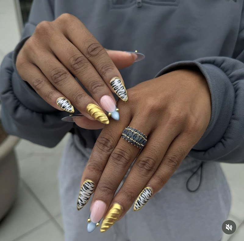 3D Nails nail design by Blush Nail Bar in Los Angeles