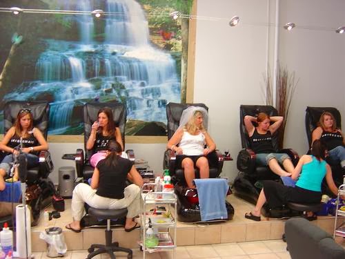 Nail Salon at Diana's Nail and SPA in Chicago