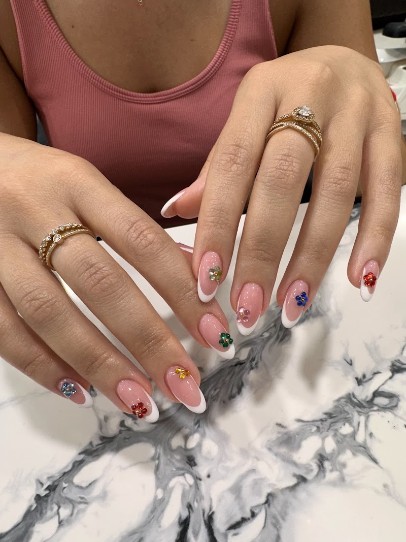 Nail Art at Elle Nail SPA Beverly in Los Angeles