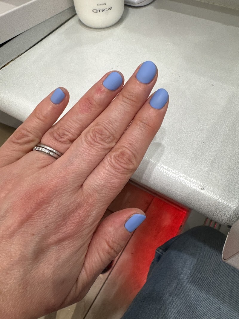 Nail Salon at Reedchy Nail & SPA Fifth Ave in New York
