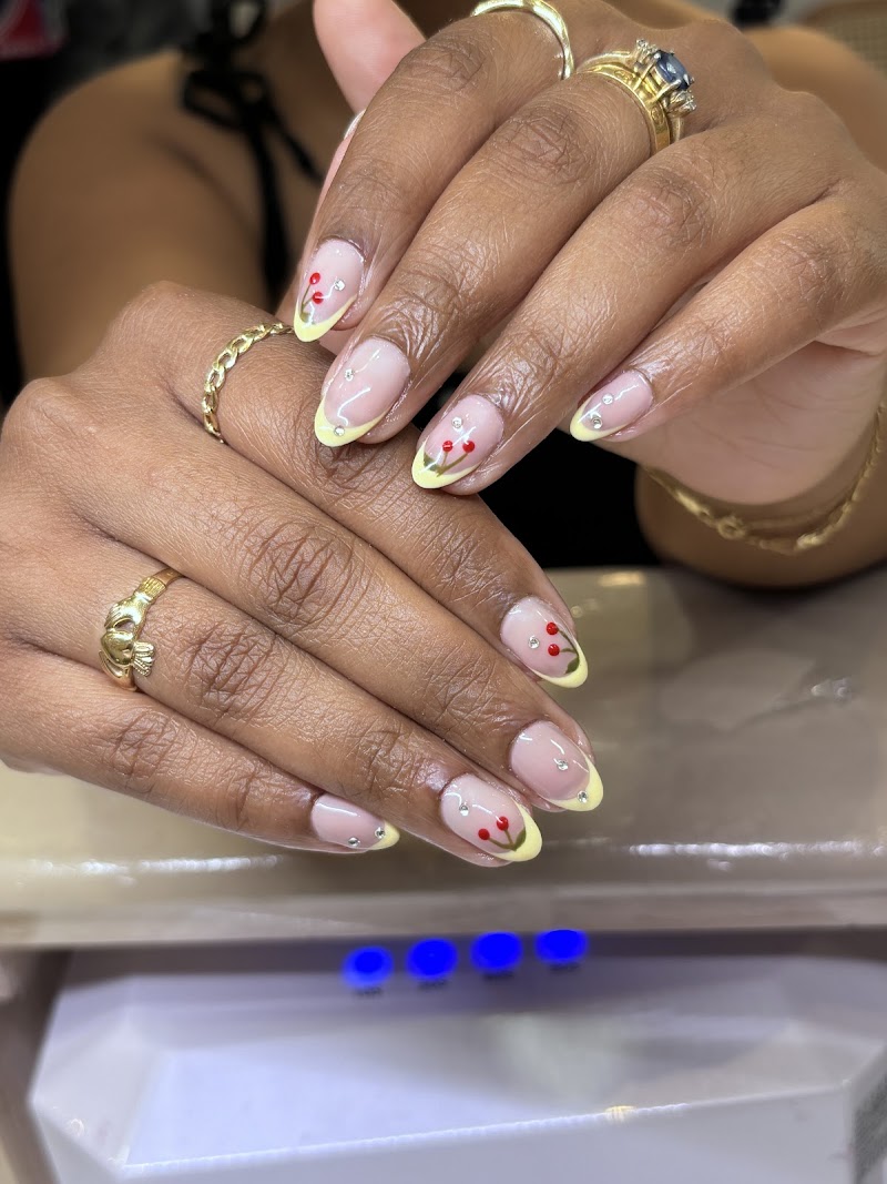 Gel-X nail design by Panda Nails | 8th Ave, Chelsea in New York