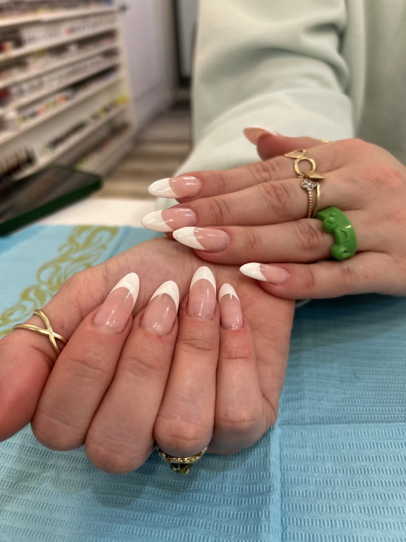 Easter Nails nail design by WILLIAMSBURG YOUR STYLE NAIL SALON in New York