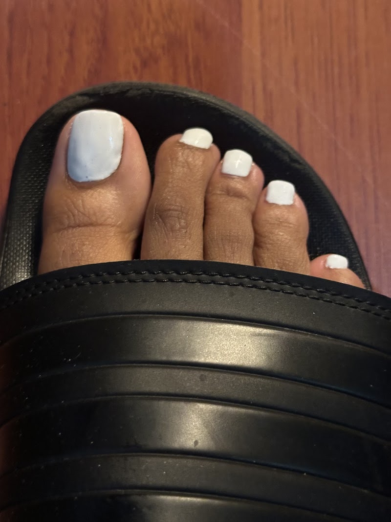 Christmas Nails nail design by Starlit Nail in New York