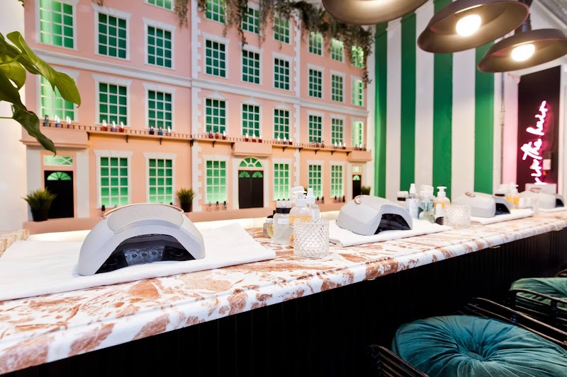 Nail Salon at Paint Nails London - Oxford Street in London
