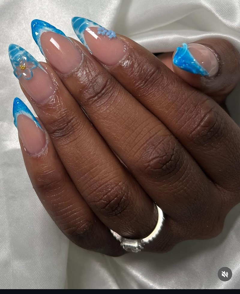 Summer Nails nail design by MB Dominican Beuty Center in New York