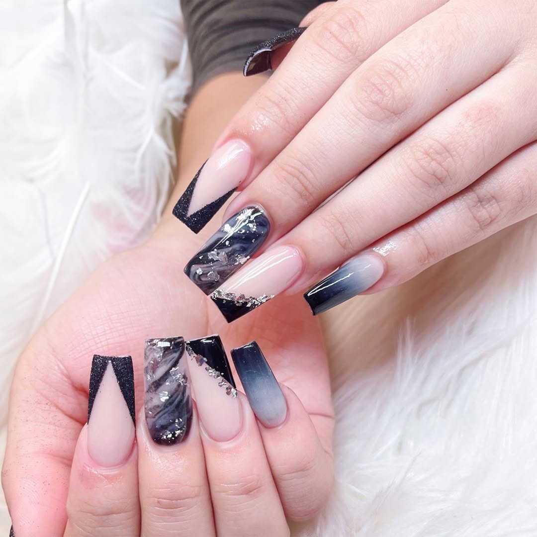 Stiletto Nails nail design by PS Nails in Chicago