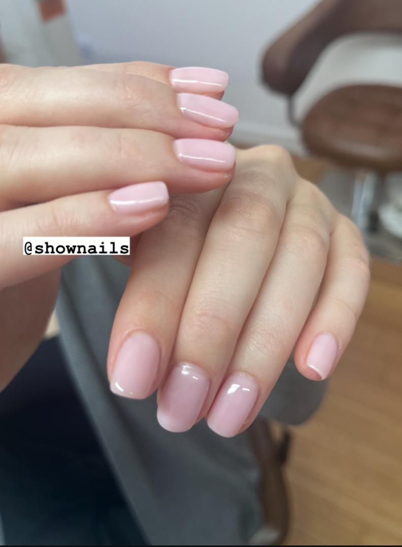 Pink Nails nail design by SHOW NAILS