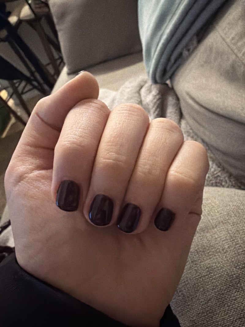 Nail Salon at 48 Diva Nails in New York