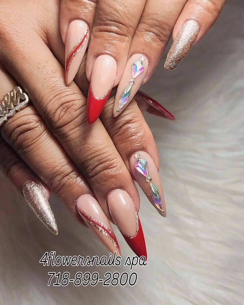 Nail Art at 4 Flowers Nails & SPA in New York