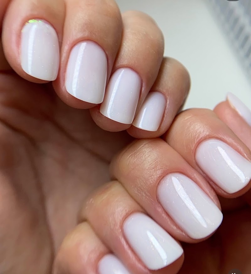 French Tips at Oh My French! Russian Technique Nails in Miami