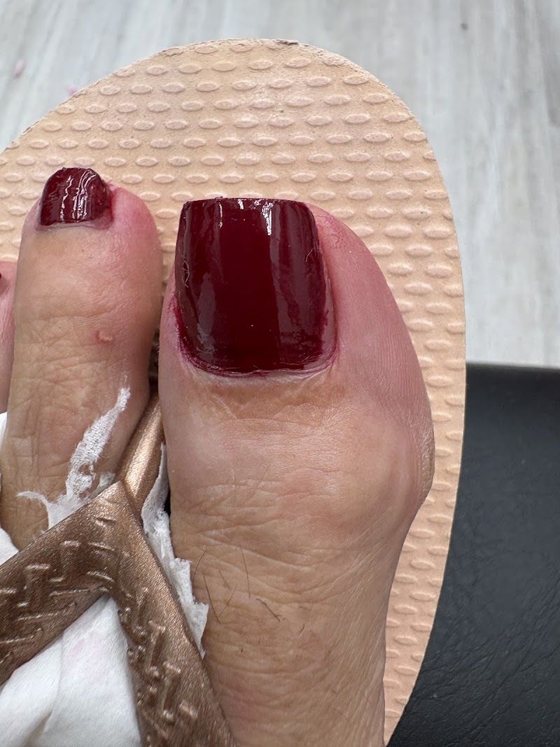 Winter Nails nail design by Brickell Euroflair Inc in Miami