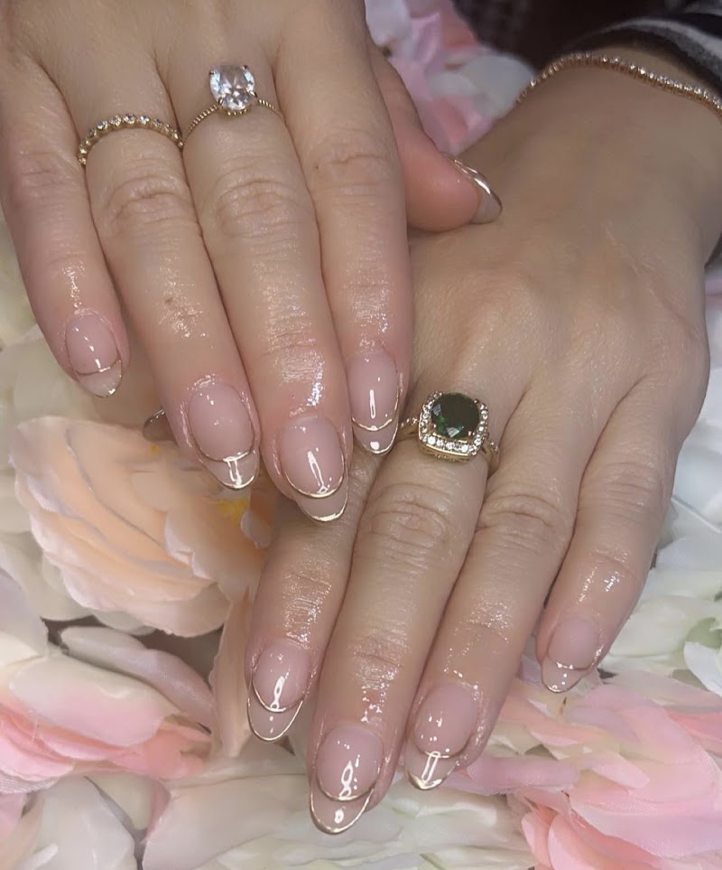 3D Nails nail design by Heaven Nail Salon in New York