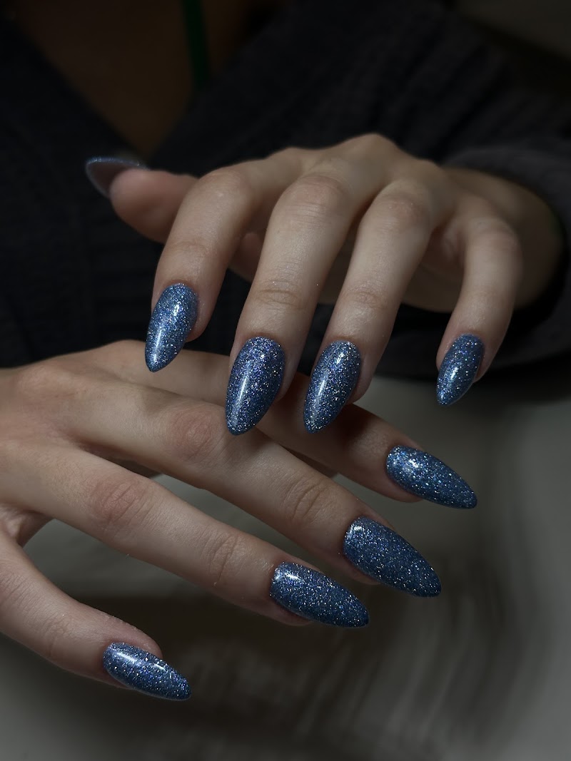 Wedding Nails nail design by Nails by Julia in Los Angeles