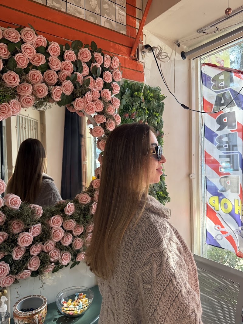 Nail Salon at Beauty and Color in Los Angeles