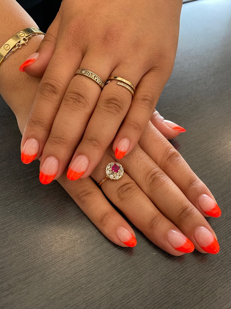 Coastal Nails nail design by Polished Beauty Bar in Los Angeles