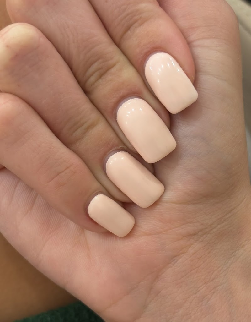 Glitter Nails nail design by Vanity Projects Miami in Miami