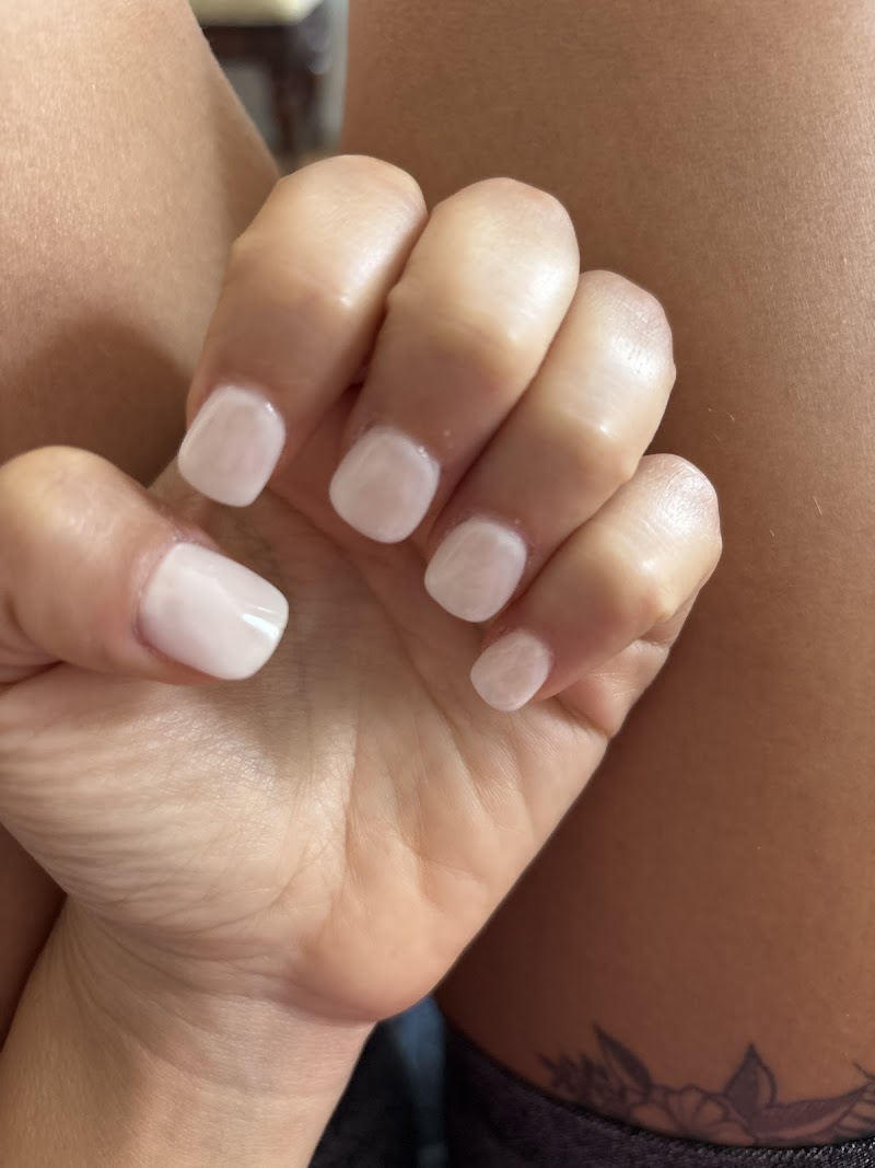 Almond Shape at Kiki Nails & SPA in New York