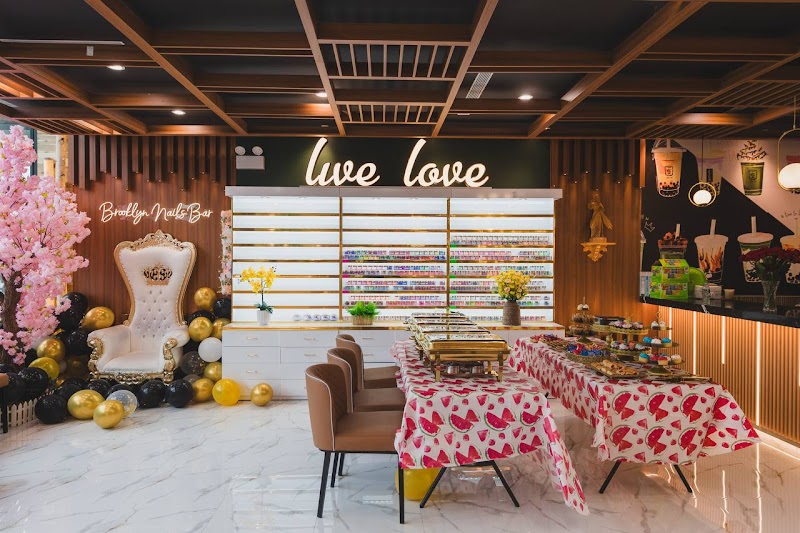 Summer Nails nail design by Brooklyn Nails Bar & Lash in New York