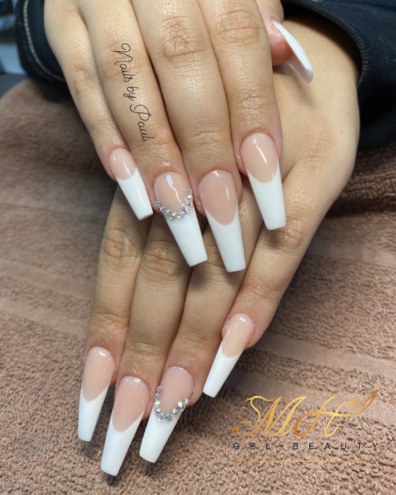 Abstract Nails nail design by MH Gel Nails Beauty