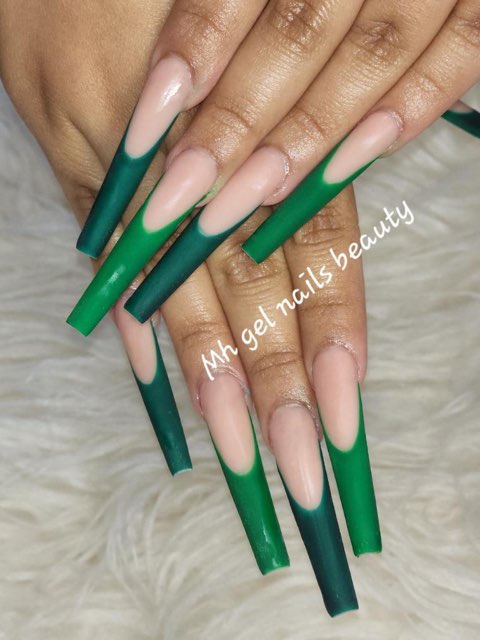 Abstract Nails nail design by MH Gel Nails Beauty