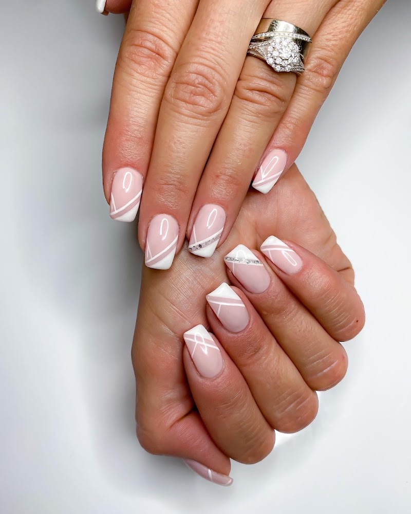 Geometric Nails nail design by BellissiMe Nails