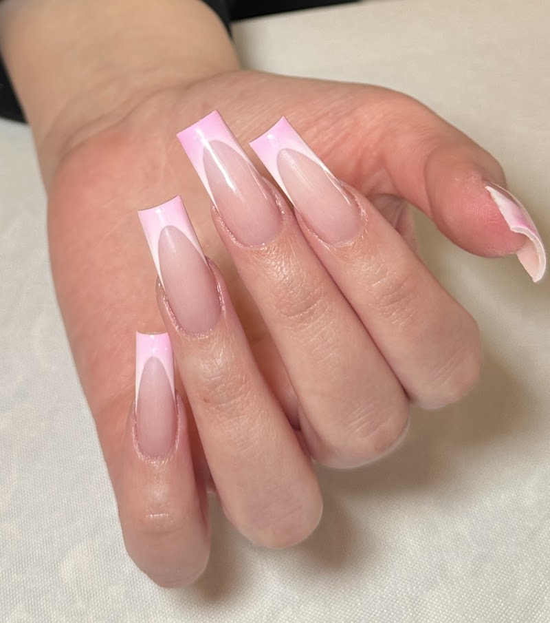 Pink Nails nail design by Lumière Nail