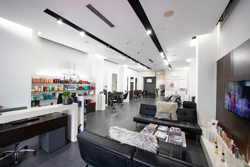 Nail Salon at Welcome Beauty Salon in Miami