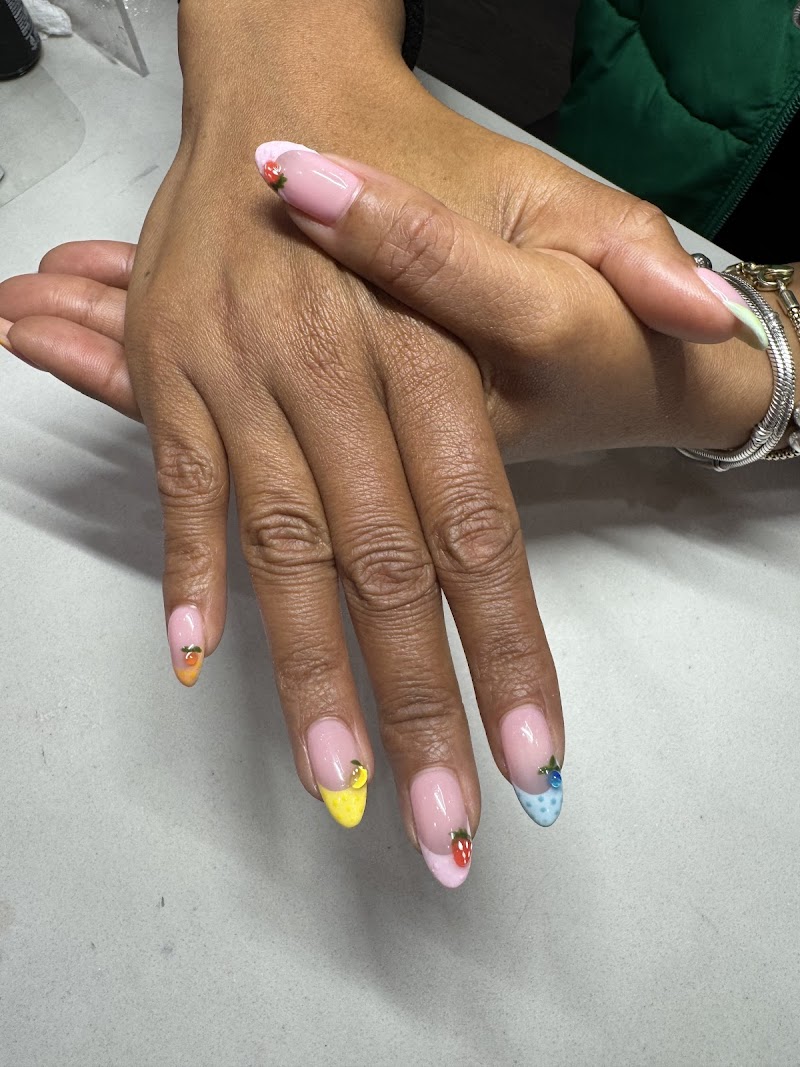 Nail Art at Vivi Nail II in New York