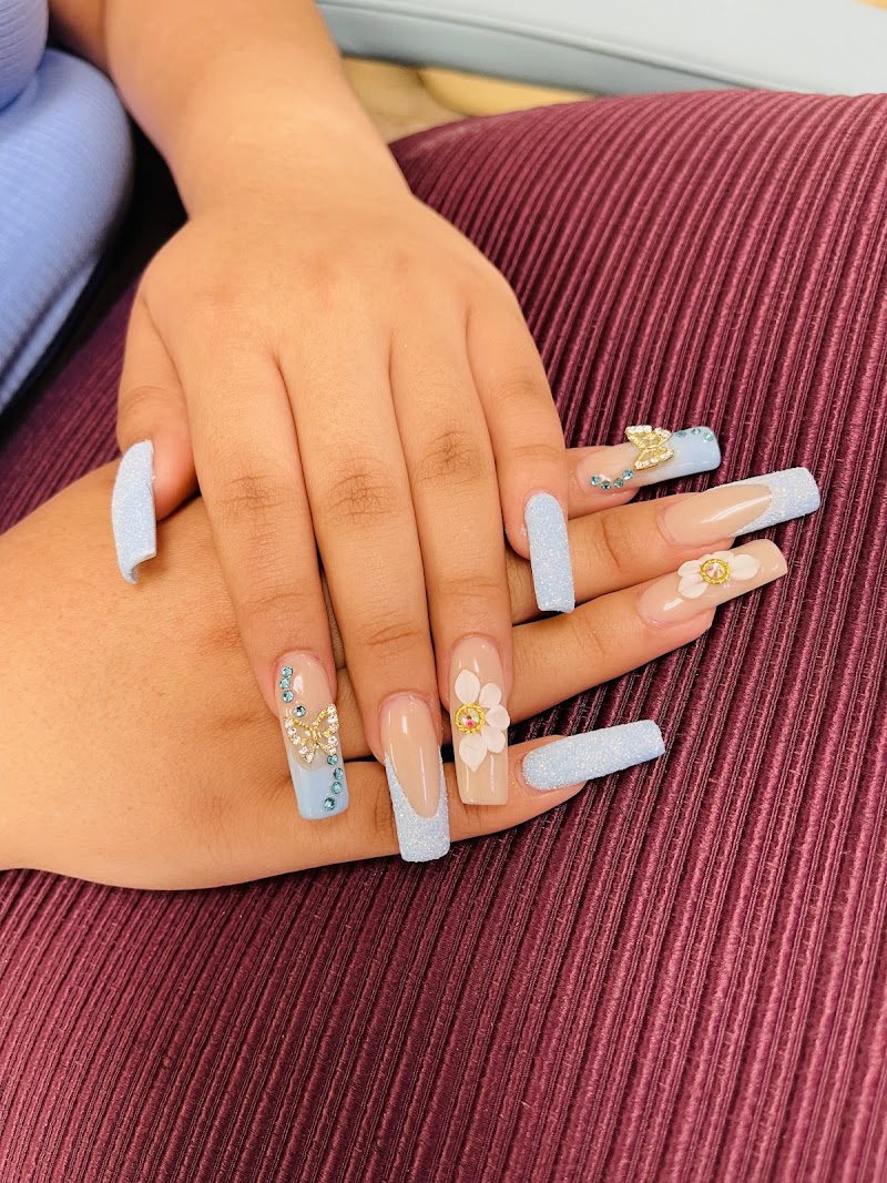 Nail Art at Tip Y Toes 💅 in Los Angeles