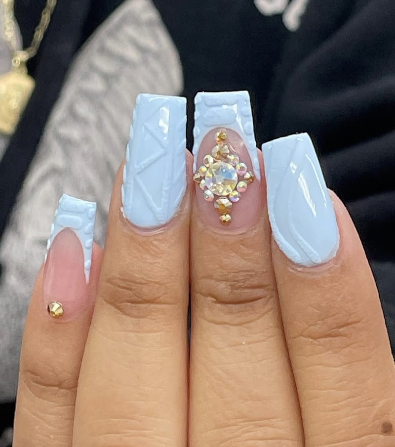 Castle Nail Lounge - Nail Salon in New York
