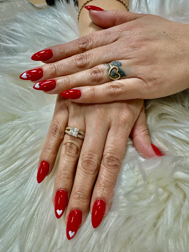 Gel-X nail design by Lee’s Nails & Spa in Los Angeles